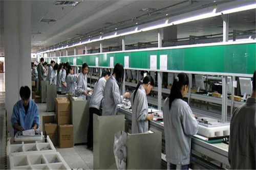 打工故事 在工廠當保安的那些年,被三個女孩倒追過